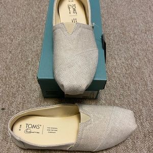 TOMS new Alpargata Natural Metallic Herringbone in Womens 7.5